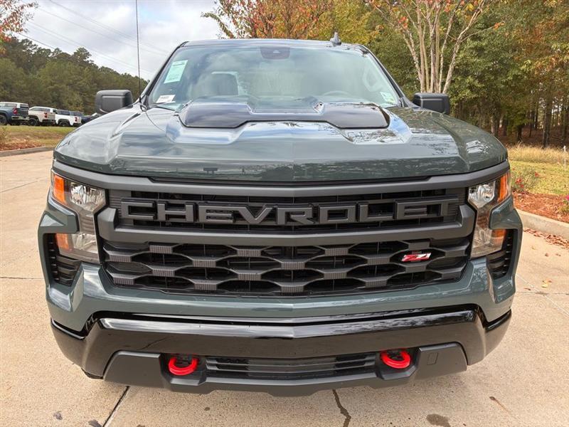 Chevrolet Silverado 1500 Trail Boss Custom Crew Cab 4WD 2026
