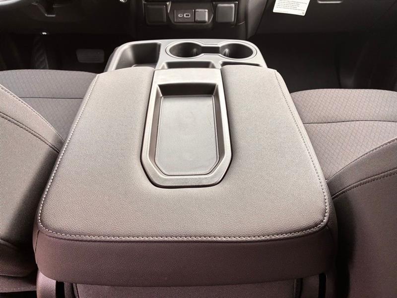 Chevrolet Silverado 1500 Trail Boss Custom Crew Cab 4WD 2026