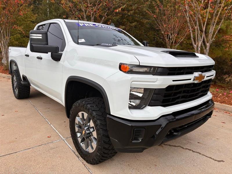 2024 Chevrolet Silverado 2500HD Custom Double Cab Long Box 4WD