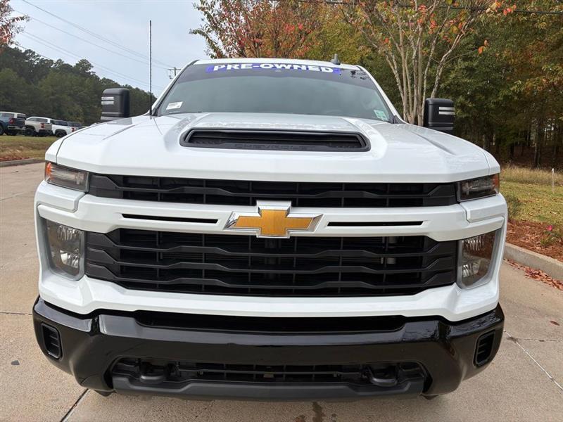 Chevrolet Silverado 2500HD Custom Double Cab Long Box 4WD 2024