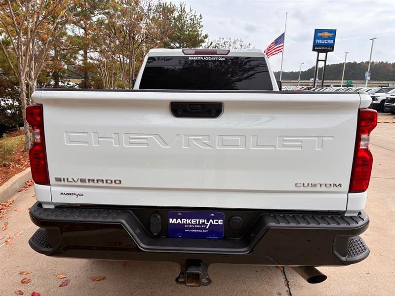 Chevrolet Silverado 2500HD Custom Double Cab Long Box 4WD 2024