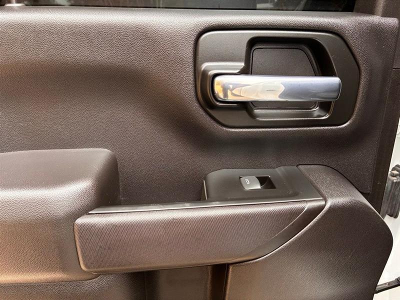 Chevrolet Silverado 2500HD Custom Double Cab Long Box 4WD 2024