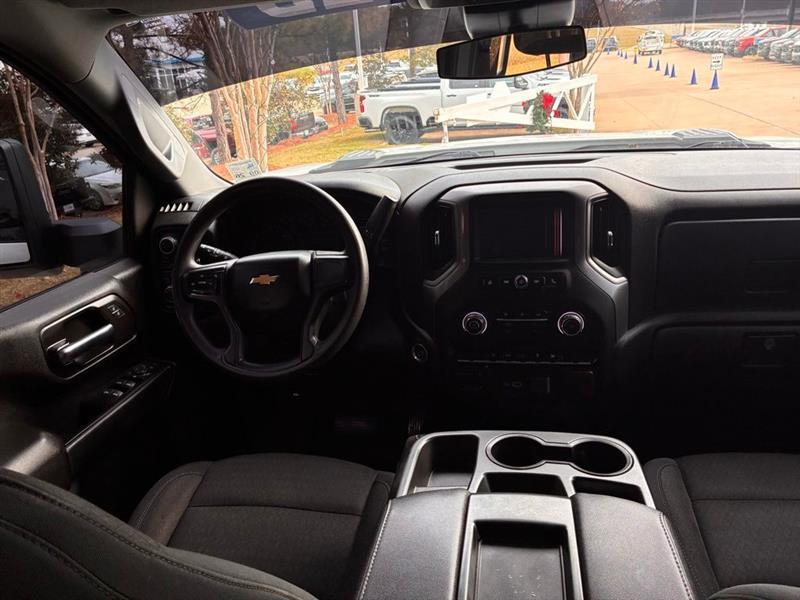 Chevrolet Silverado 2500HD Custom Double Cab Long Box 4WD 2024