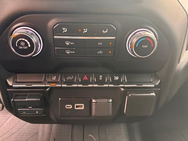 Chevrolet Silverado 2500HD Custom Double Cab Long Box 4WD 2024