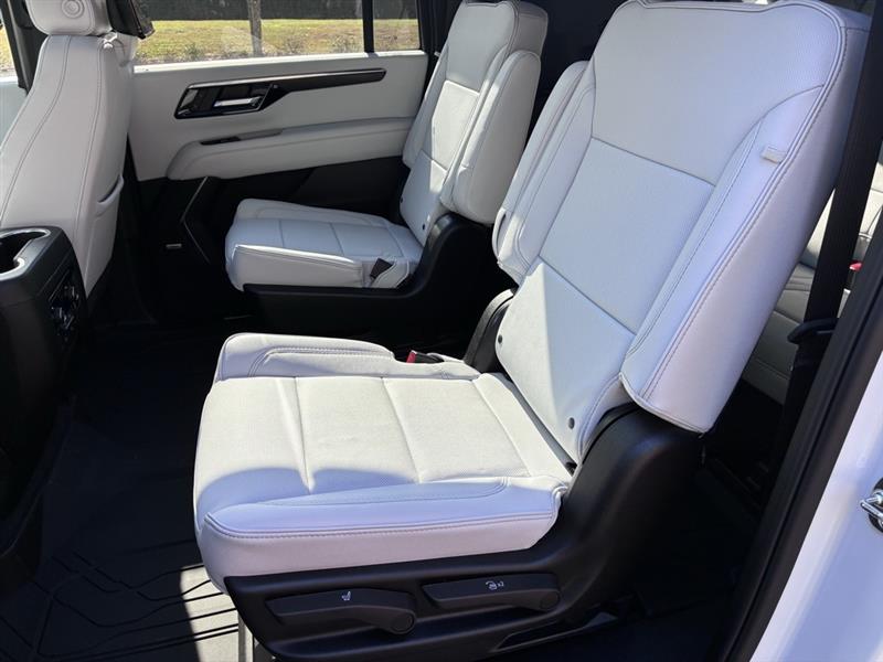 Chevrolet Suburban  2026