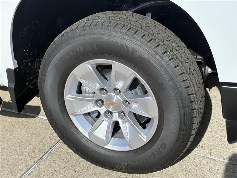 Chevrolet Silverado 1500 Work Truck Crew Cab 4WD 2026