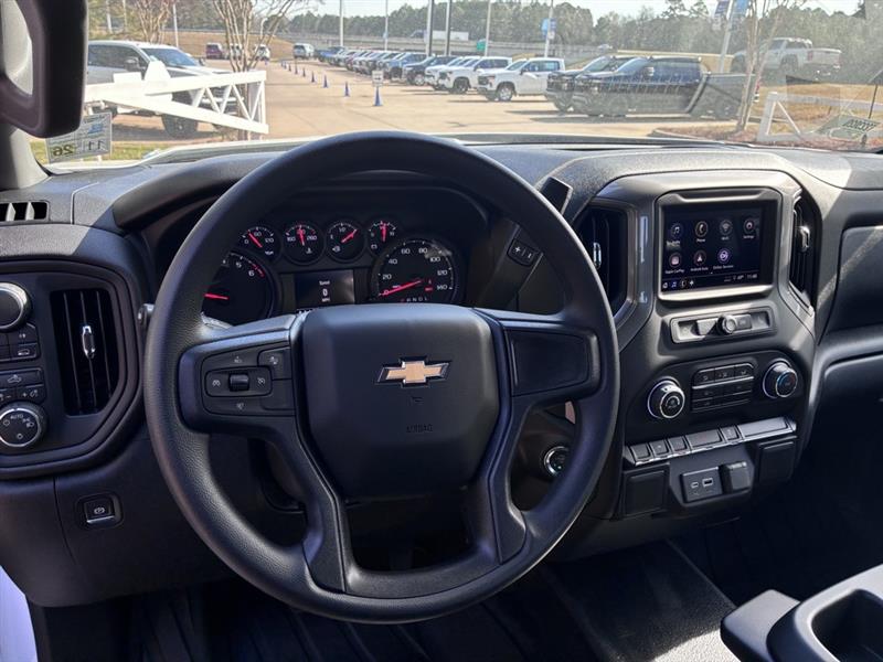 Chevrolet Silverado 1500 Work Truck Crew Cab 4WD 2026