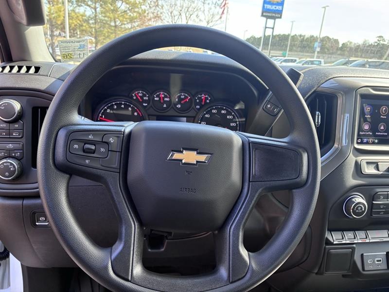 Chevrolet Silverado 1500 Work Truck Crew Cab 4WD 2026