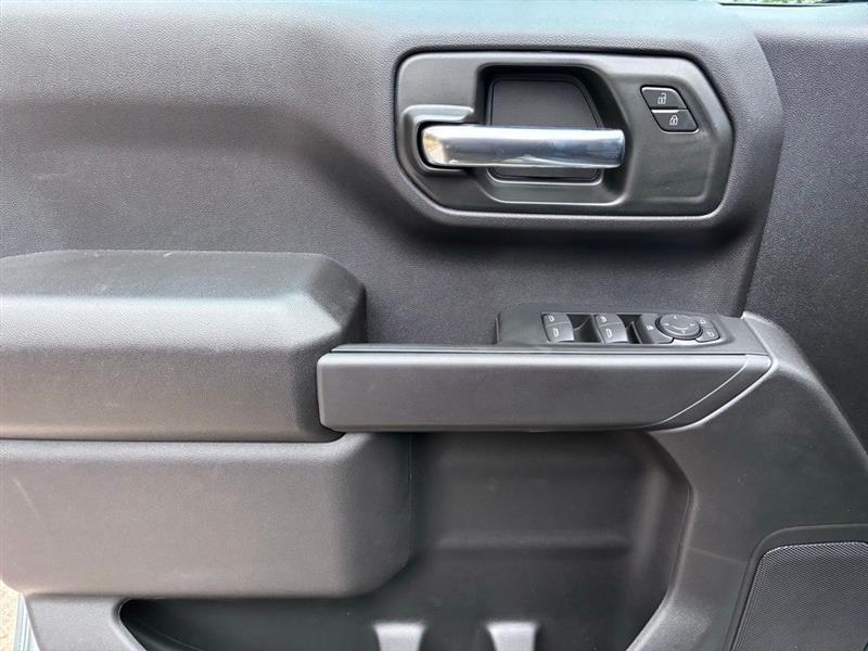 Chevrolet Silverado 1500 Trail Boss Custom Crew Cab 4WD 2026