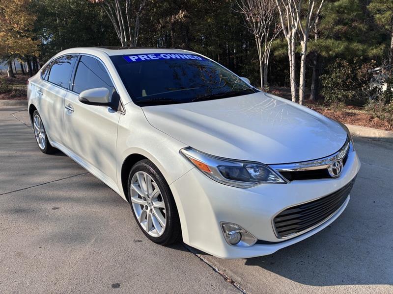 2013 Toyota Avalon XLE Touring's photo
