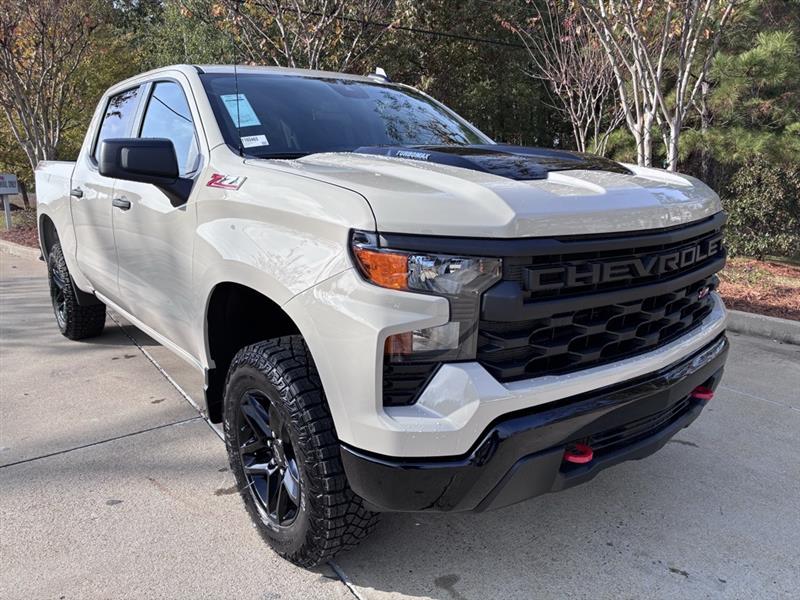 2026 Chevrolet Silverado 1500 Trail Boss Custom Crew Cab 4WD