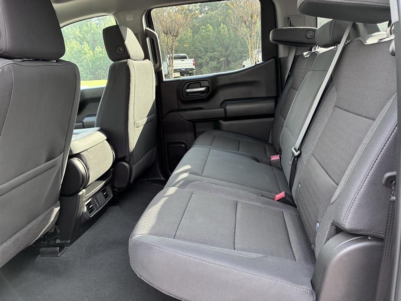 Chevrolet Silverado 1500 Trail Boss Custom Crew Cab 4WD 2026