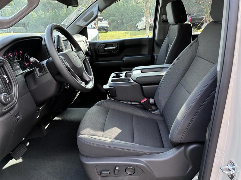 Chevrolet Silverado 1500 Trail Boss Custom Crew Cab 4WD 2026