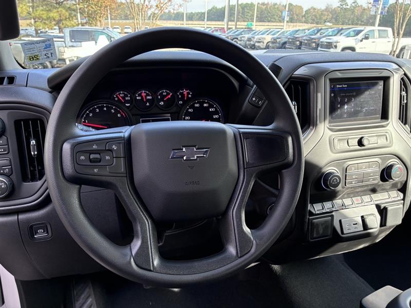 Chevrolet Silverado 1500 Trail Boss Custom Crew Cab 4WD 2026