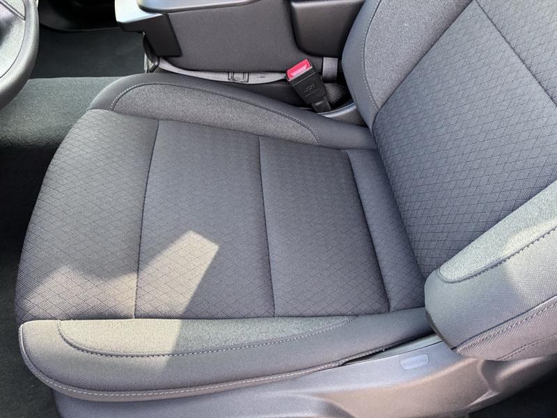 Chevrolet Silverado 1500 Trail Boss Custom Crew Cab 4WD 2026