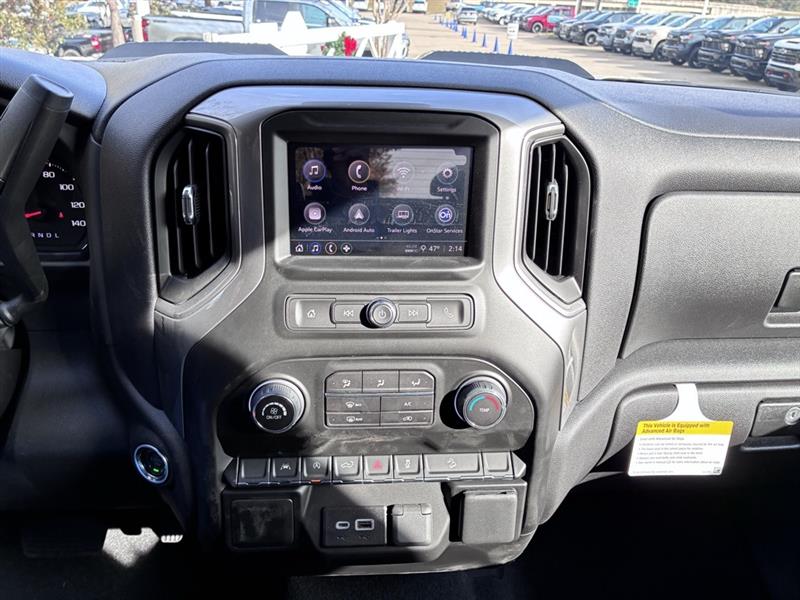 Chevrolet Silverado 1500 Trail Boss Custom Crew Cab 4WD 2026