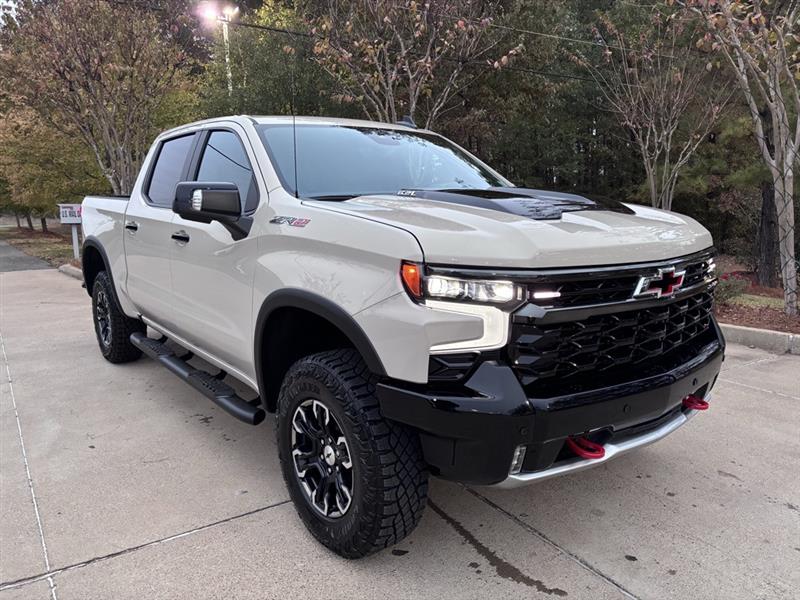 2026 Chevrolet Silverado 1500 ZR2's photo