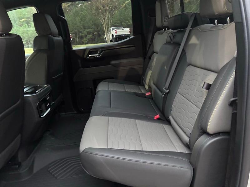 Chevrolet Silverado 1500 ZR2 Crew Cab 4WD 2026