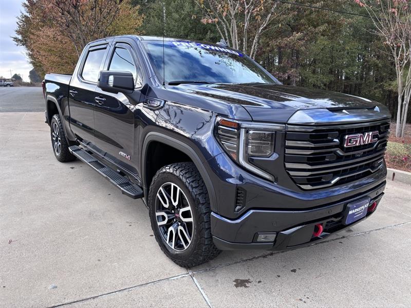 2023 GMC Sierra 1500 AT4's photo