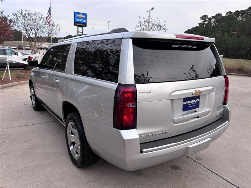 Chevrolet Suburban Premier 4WD 2019