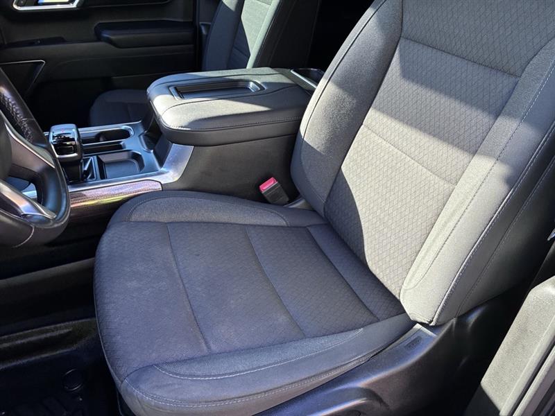 Chevrolet Silverado 1500 LT Crew Cab 4WD 2022