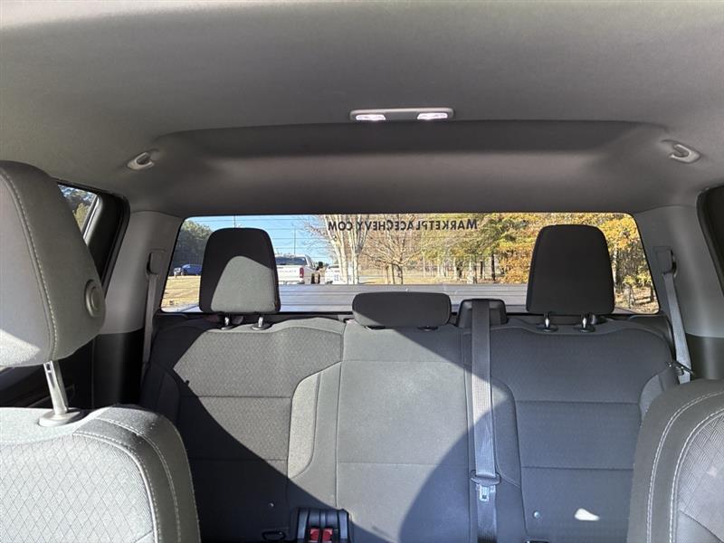 Chevrolet Silverado 1500 LT Crew Cab 4WD 2022