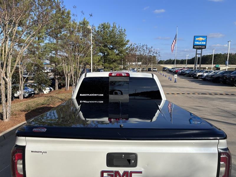 GMC Sierra 1500 SLT Crew Cab Long Box 4WD 2017