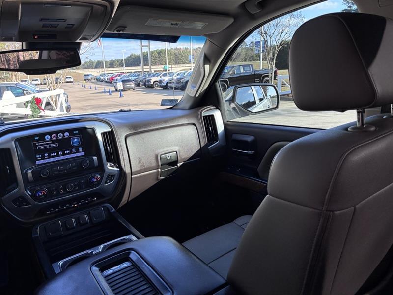 GMC Sierra 1500 SLT Crew Cab Long Box 4WD 2017