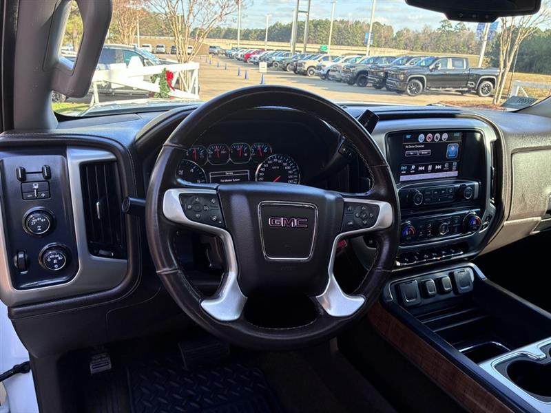 GMC Sierra 1500 SLT Crew Cab Long Box 4WD 2017