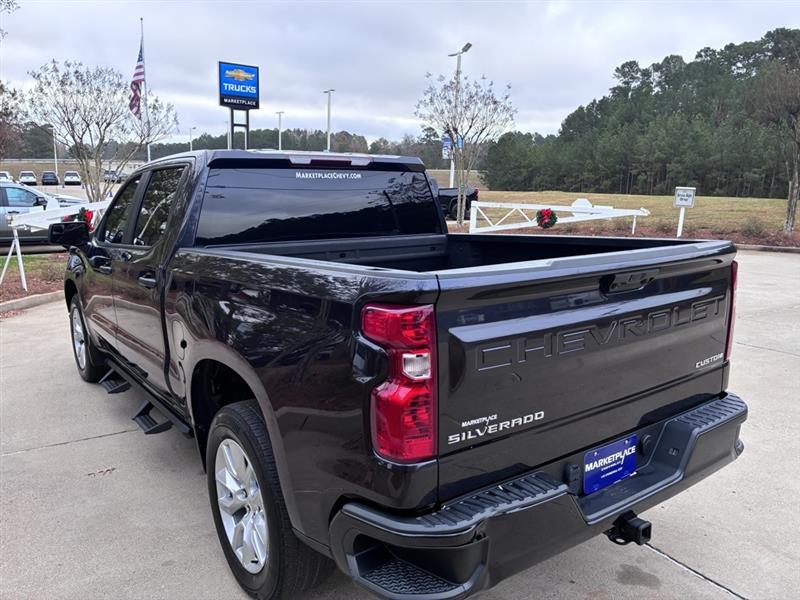 Chevrolet Silverado 1500 Custom Crew Cab 2WD 2022