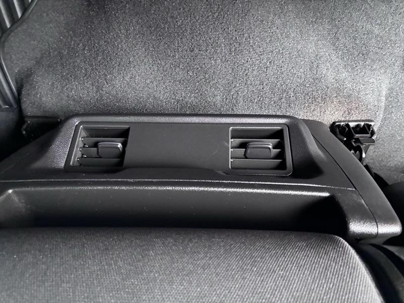 Chevrolet Silverado 1500 Custom Crew Cab 2WD 2022