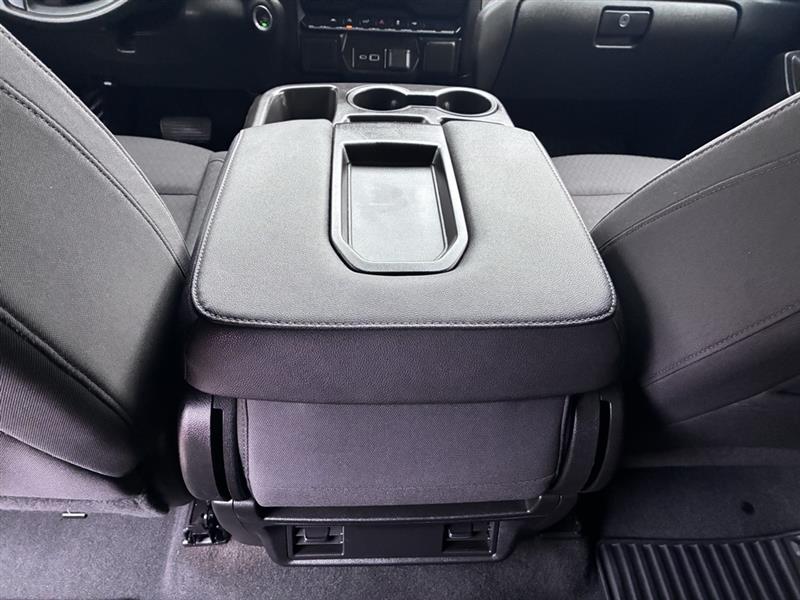 Chevrolet Silverado 1500 Custom Crew Cab 2WD 2022