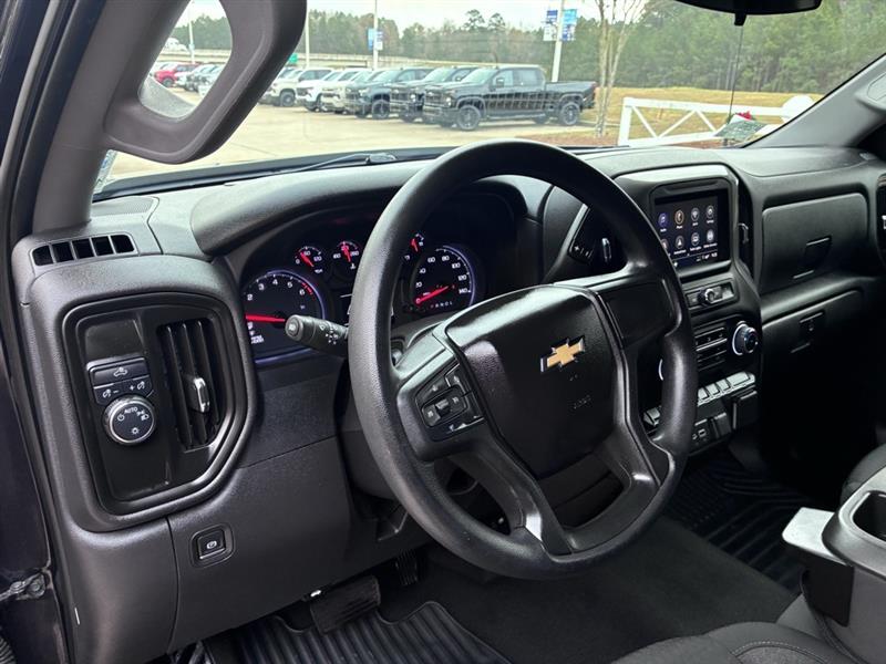 Chevrolet Silverado 1500 Custom Crew Cab 2WD 2022