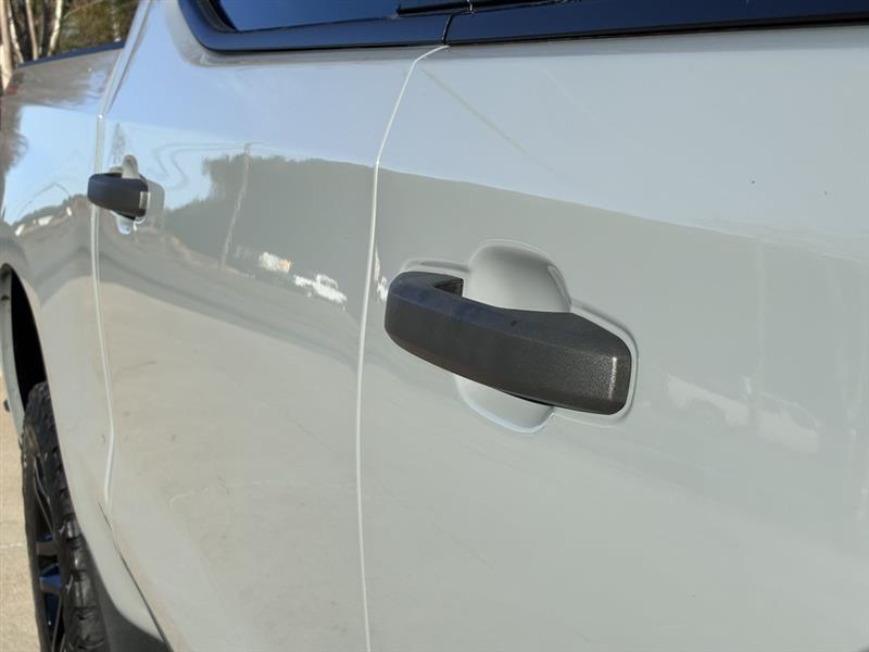 Chevrolet Silverado 1500 Trail Boss Custom Crew Cab 4WD 2024