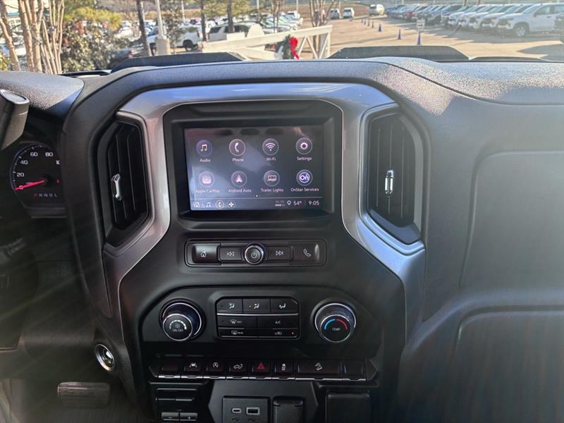 Chevrolet Silverado 1500 Trail Boss Custom Crew Cab 4WD 2024