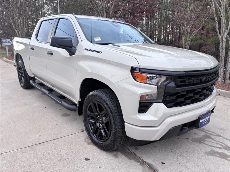 2026 Chevrolet Silverado 1500 Custom Crew Cab 4WD