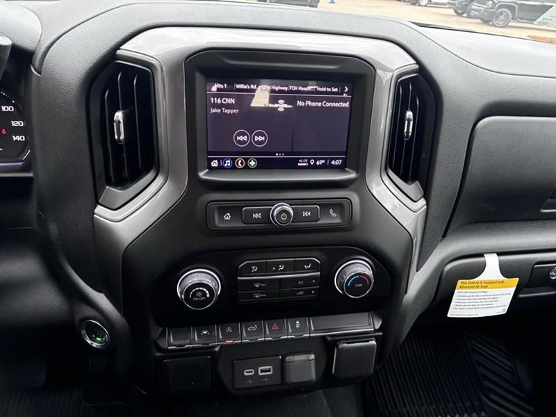 Chevrolet Silverado 1500 Custom Crew Cab 4WD 2026