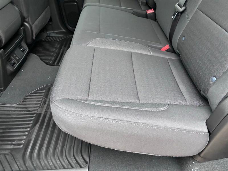 Chevrolet Silverado 1500 Custom Crew Cab 4WD 2026