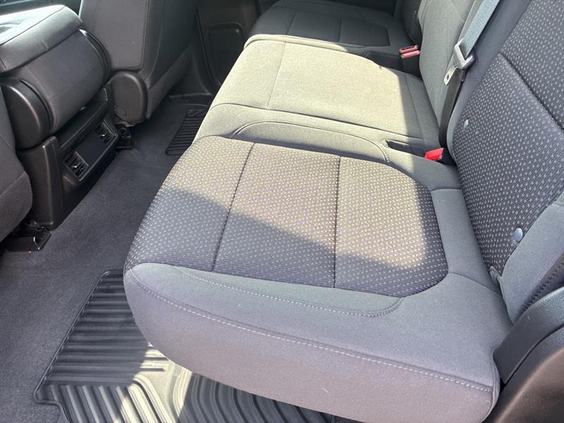 Chevrolet Silverado 1500 Custom Crew Cab Long Box 4WD 2021