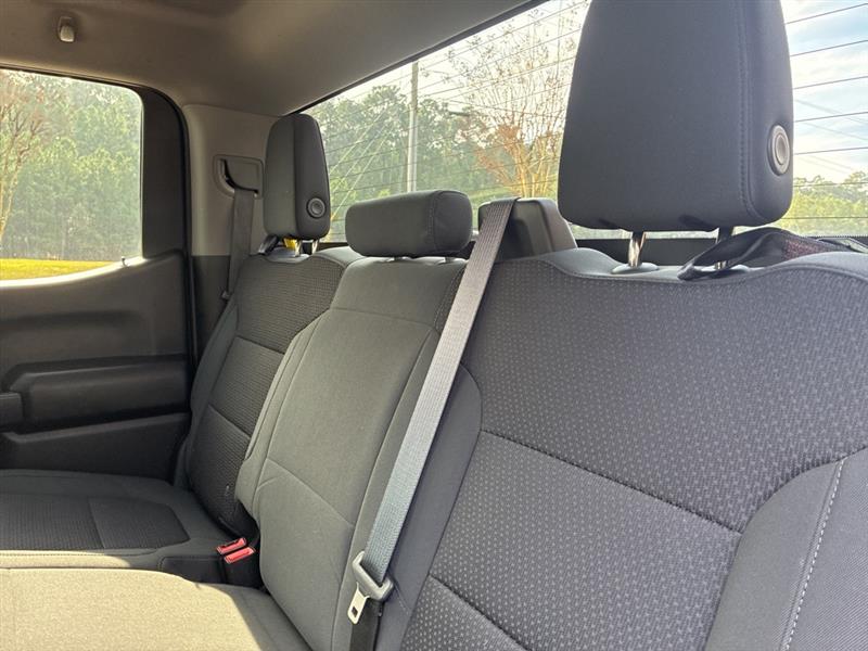 Chevrolet Silverado 1500 Custom Crew Cab Long Box 4WD 2021