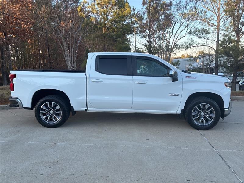 Chevrolet Silverado 1500 LT Crew Cab 4WD 2021