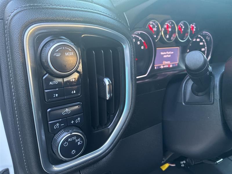 Chevrolet Silverado 1500 LT Crew Cab 4WD 2021