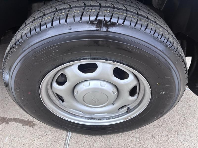 Ford F-150 XL 8-ft. Bed 2WD 2013