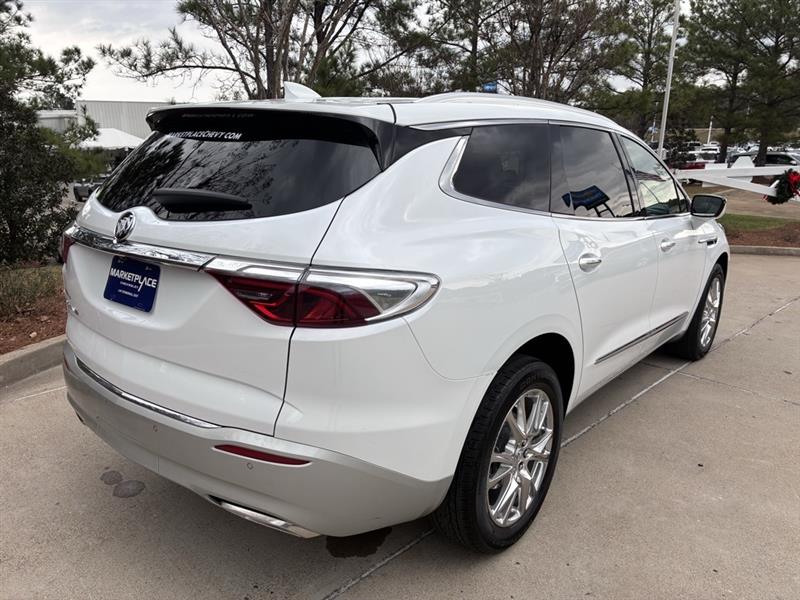 Buick Enclave Essence FWD 2023