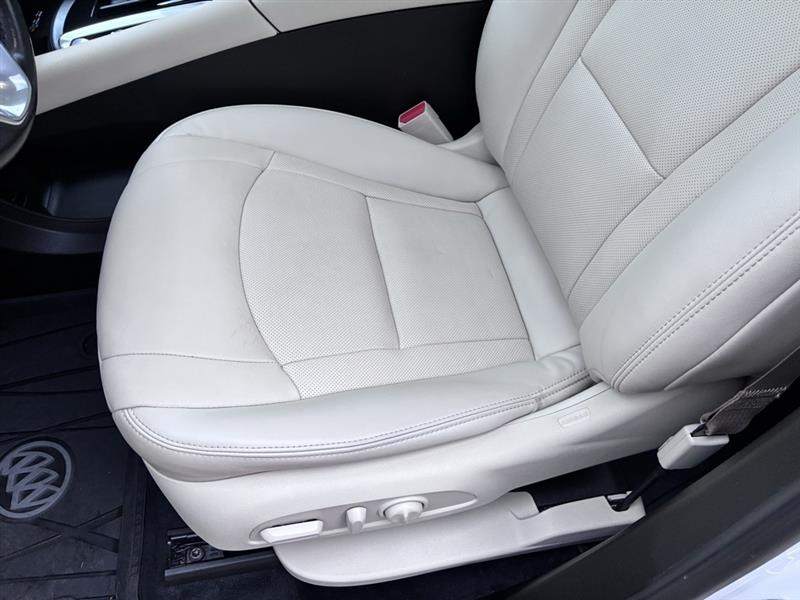 Buick Enclave Essence FWD 2023