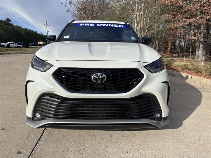 Toyota Highlander XSE FWD V6 2021