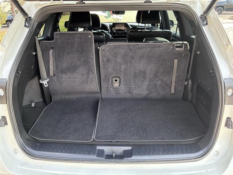 Toyota Highlander XSE FWD V6 2021