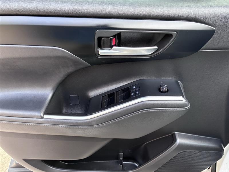 Toyota Highlander XSE FWD V6 2021