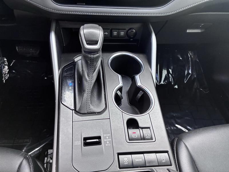 Toyota Highlander XSE FWD V6 2021