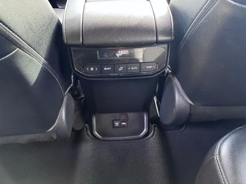 Toyota Highlander XSE FWD V6 2021